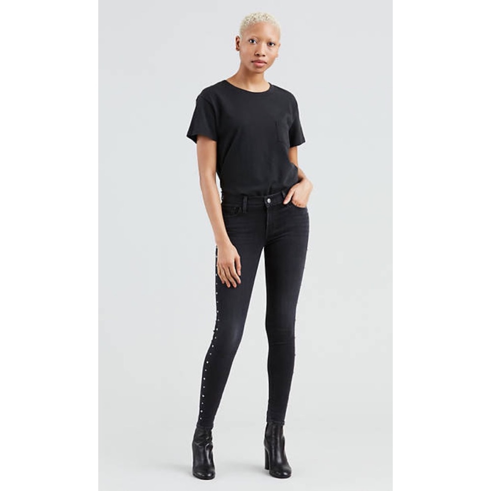Levi’s 710 Super Skinny Jeans 29